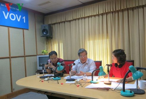 Различные мероприятия в честь 70-летия Августовской революции и Независимости Вьетнама